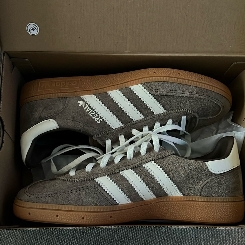 Adidas handball Spezial tan/brown sneakers